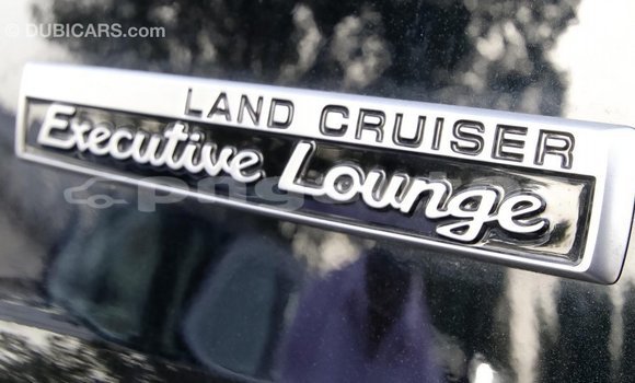 Buy Import Toyota Land Cruiser Black Car in Import - Dubai in Enga Buy Import Toyota Land Cruiser Black Car in Import - Dubai in Enga