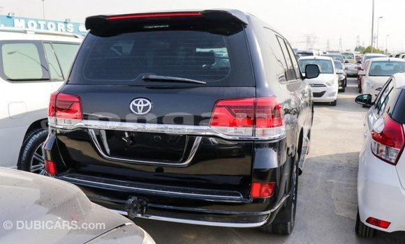 Buy Import Toyota Land Cruiser Black Car in Import - Dubai in Enga Buy Import Toyota Land Cruiser Black Car in Import - Dubai in Enga