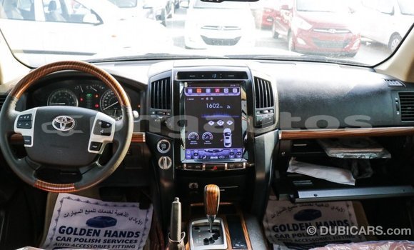 Buy Import Toyota Land Cruiser Black Car in Import - Dubai in Enga Buy Import Toyota Land Cruiser Black Car in Import - Dubai in Enga