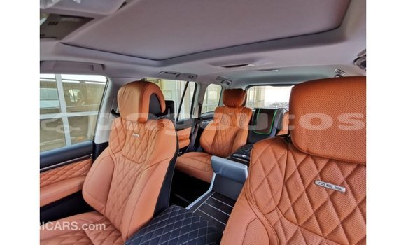 Buy Import Toyota Land Cruiser Black Car in Import - Dubai in Enga Buy Import Toyota Land Cruiser Black Car in Import - Dubai in Enga