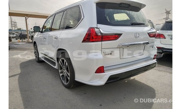 Buy Import Lexus LX White Car in Import - Dubai in Enga Buy Import Lexus LX White Car in Import - Dubai in Enga