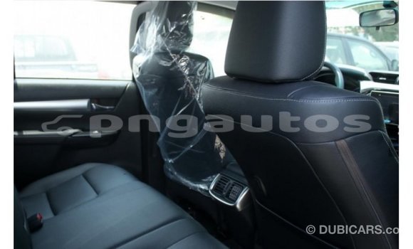 Buy Import Toyota Hilux Other Car in Import - Dubai in Enga Buy Import Toyota Hilux Other Car in Import - Dubai in Enga