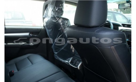 Buy Import Toyota Hilux Other Car in Import - Dubai in Enga Buy Import Toyota Hilux Other Car in Import - Dubai in Enga