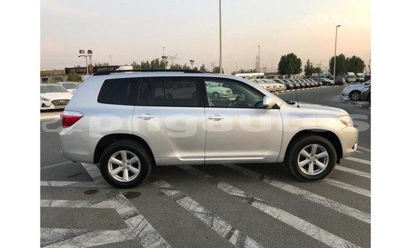 Buy Import Toyota Highlander Other Car in Import - Dubai in Enga Buy Import Toyota Highlander Other Car in Import - Dubai in Enga