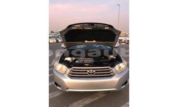 Buy Import Toyota Highlander Other Car in Import - Dubai in Enga Buy Import Toyota Highlander Other Car in Import - Dubai in Enga