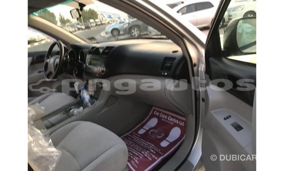 Buy Import Toyota Highlander Other Car in Import - Dubai in Enga Buy Import Toyota Highlander Other Car in Import - Dubai in Enga