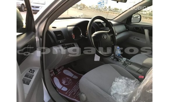 Buy Import Toyota Highlander Other Car in Import - Dubai in Enga Buy Import Toyota Highlander Other Car in Import - Dubai in Enga