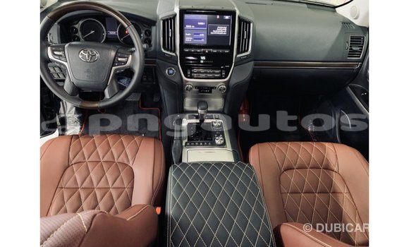 Buy Import Toyota Land Cruiser Black Car in Import - Dubai in Enga Buy Import Toyota Land Cruiser Black Car in Import - Dubai in Enga