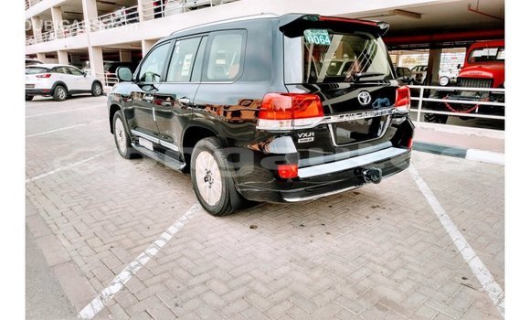 Buy Import Toyota Land Cruiser Black Car in Import - Dubai in Enga Buy Import Toyota Land Cruiser Black Car in Import - Dubai in Enga