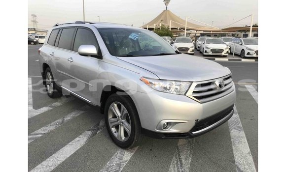 Buy Import Toyota Highlander Other Car in Import - Dubai in Enga Buy Import Toyota Highlander Other Car in Import - Dubai in Enga