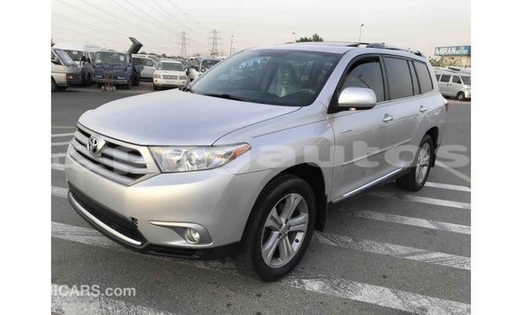 Buy Import Toyota Highlander Other Car in Import - Dubai in Enga Buy Import Toyota Highlander Other Car in Import - Dubai in Enga
