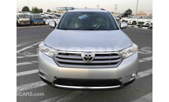 Buy Import Toyota Highlander Other Car in Import - Dubai in Enga Buy Import Toyota Highlander Other Car in Import - Dubai in Enga
