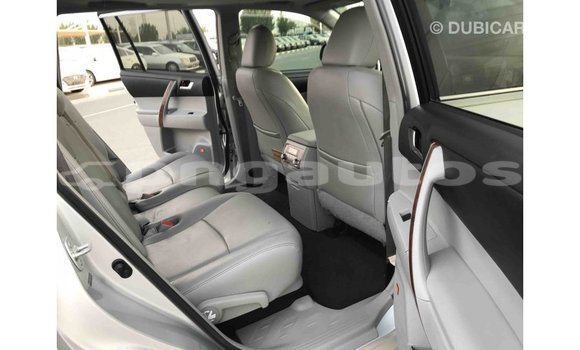 Buy Import Toyota Highlander Other Car in Import - Dubai in Enga Buy Import Toyota Highlander Other Car in Import - Dubai in Enga