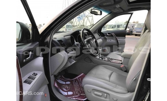 Buy Import Toyota Highlander Black Car in Import - Dubai in Enga Buy Import Toyota Highlander Black Car in Import - Dubai in Enga