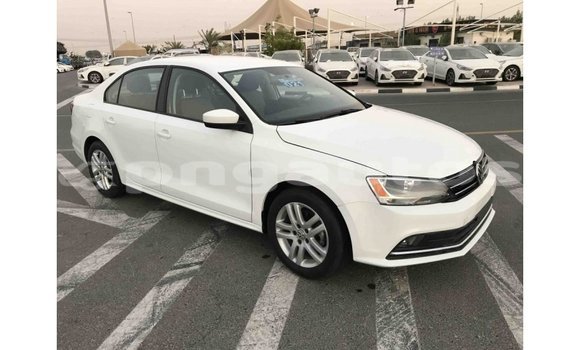 Buy Import Volkswagen Jetta White Car in Import - Dubai in Enga