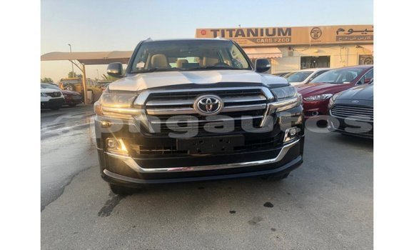 Buy Import Toyota Land Cruiser Black Car in Import - Dubai in Enga Buy Import Toyota Land Cruiser Black Car in Import - Dubai in Enga