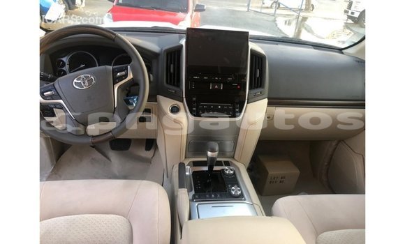 Buy Import Toyota Land Cruiser Black Car in Import - Dubai in Enga Buy Import Toyota Land Cruiser Black Car in Import - Dubai in Enga