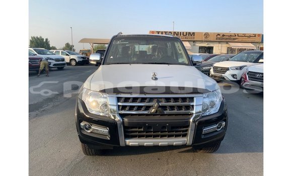 Buy Import Mitsubishi Pajero Black Car in Import - Dubai in Enga Buy Import Mitsubishi Pajero Black Car in Import - Dubai in Enga