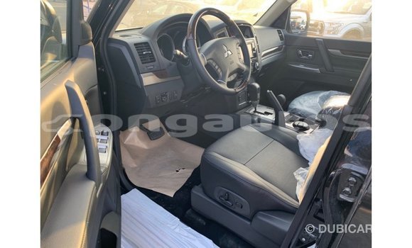 Buy Import Mitsubishi Pajero Black Car in Import - Dubai in Enga Buy Import Mitsubishi Pajero Black Car in Import - Dubai in Enga