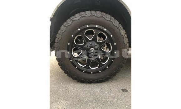 Buy Import Ford V8 White Car in Import - Dubai in Enga Buy Import Ford V8 White Car in Import - Dubai in Enga