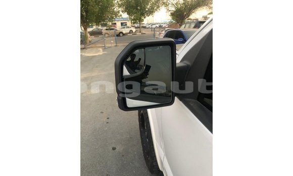 Buy Import Ford V8 White Car in Import - Dubai in Enga Buy Import Ford V8 White Car in Import - Dubai in Enga