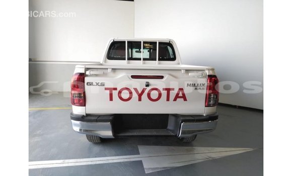 Buy Import Toyota Hilux Other Car in Import - Dubai in Enga Buy Import Toyota Hilux Other Car in Import - Dubai in Enga
