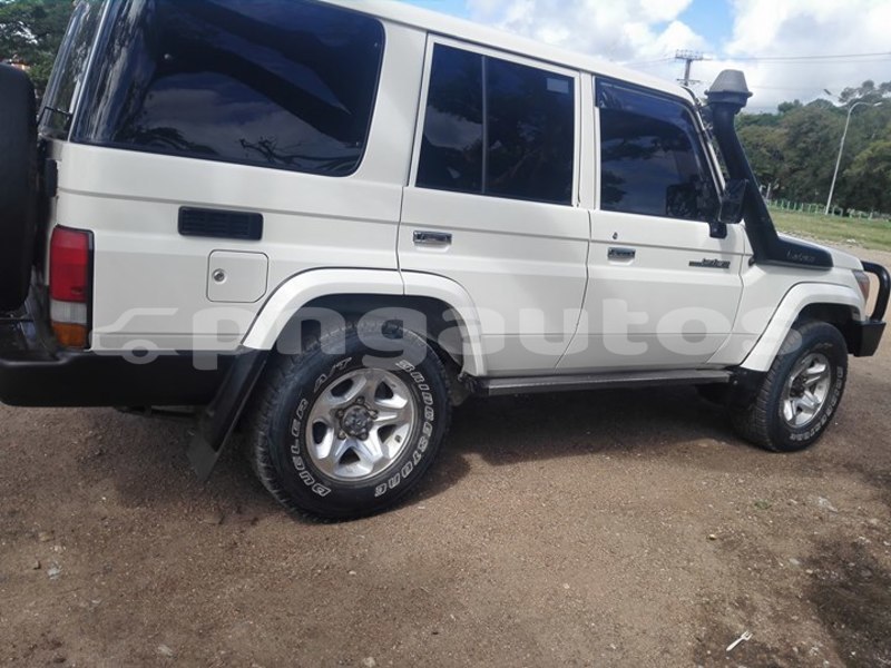 Big with watermark post id 12413 nxrqp