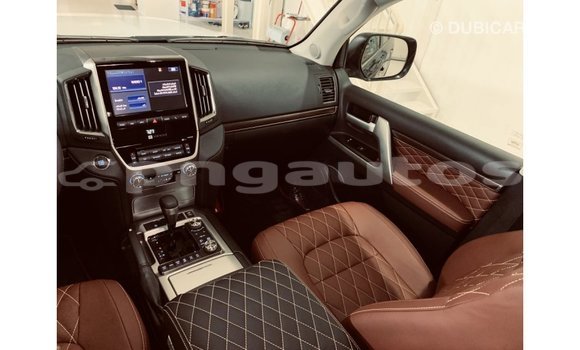 Buy Import Toyota Land Cruiser Black Car in Import - Dubai in Enga Buy Import Toyota Land Cruiser Black Car in Import - Dubai in Enga