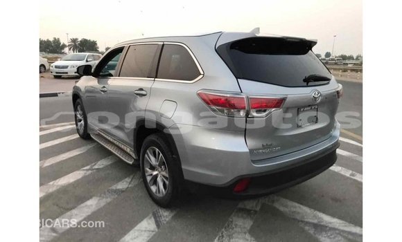 Buy Import Toyota Highlander Other Car in Import - Dubai in Enga Buy Import Toyota Highlander Other Car in Import - Dubai in Enga