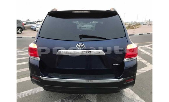 Buy Import Toyota Highlander Blue Car in Import - Dubai in Enga Buy Import Toyota Highlander Blue Car in Import - Dubai in Enga