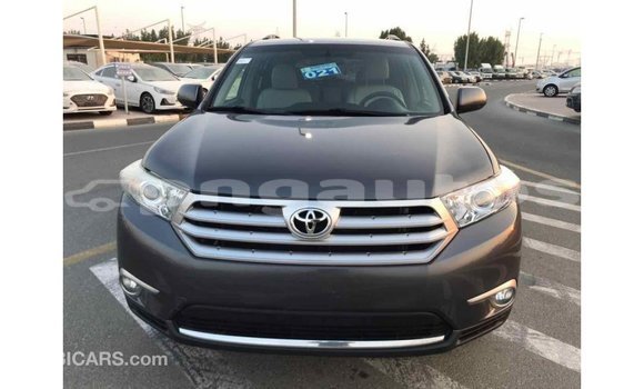 Buy Import Toyota Highlander Other Car in Import - Dubai in Enga Buy Import Toyota Highlander Other Car in Import - Dubai in Enga