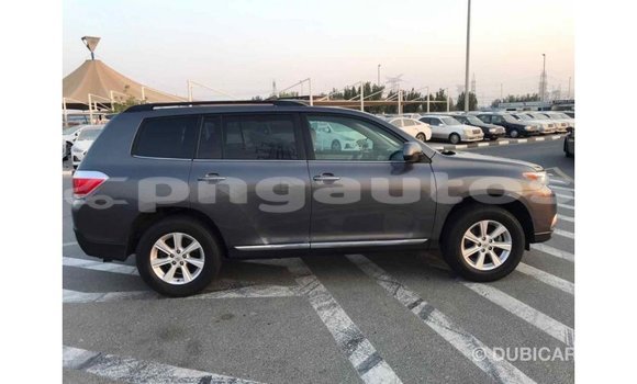 Buy Import Toyota Highlander Other Car in Import - Dubai in Enga Buy Import Toyota Highlander Other Car in Import - Dubai in Enga