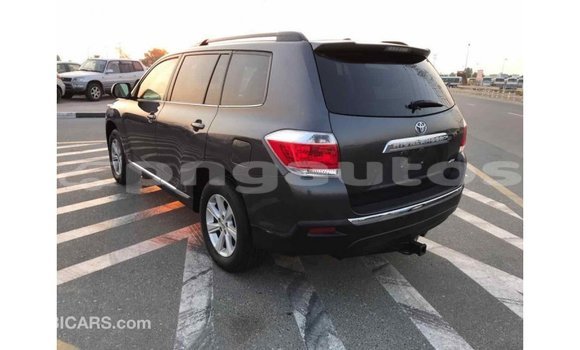 Buy Import Toyota Highlander Other Car in Import - Dubai in Enga Buy Import Toyota Highlander Other Car in Import - Dubai in Enga