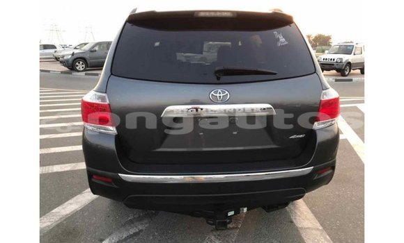 Buy Import Toyota Highlander Other Car in Import - Dubai in Enga Buy Import Toyota Highlander Other Car in Import - Dubai in Enga