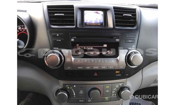 Buy Import Toyota Highlander Other Car in Import - Dubai in Enga Buy Import Toyota Highlander Other Car in Import - Dubai in Enga