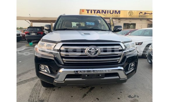 Buy Import Toyota Land Cruiser Black Car in Import - Dubai in Enga Buy Import Toyota Land Cruiser Black Car in Import - Dubai in Enga