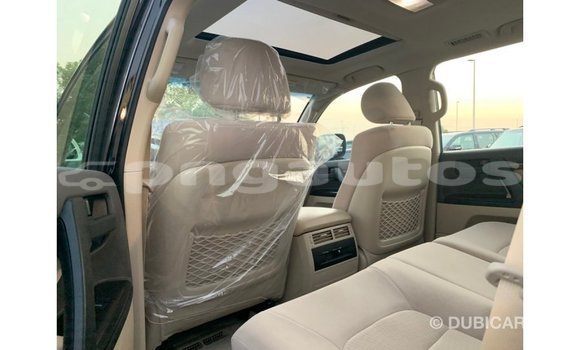 Buy Import Toyota Land Cruiser Black Car in Import - Dubai in Enga Buy Import Toyota Land Cruiser Black Car in Import - Dubai in Enga