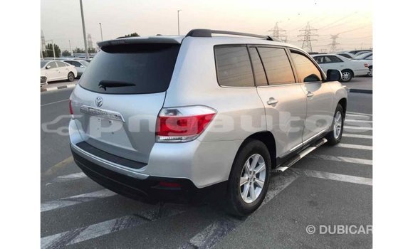 Buy Import Toyota Highlander Other Car in Import - Dubai in Enga Buy Import Toyota Highlander Other Car in Import - Dubai in Enga