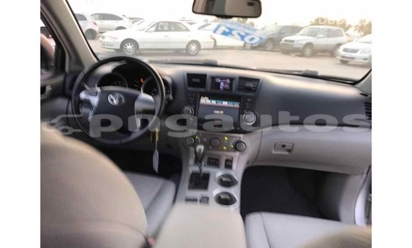 Buy Import Toyota Highlander Other Car in Import - Dubai in Enga Buy Import Toyota Highlander Other Car in Import - Dubai in Enga