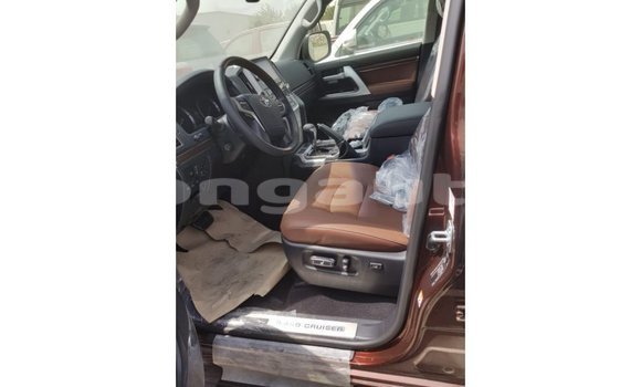 Buy Import Toyota Land Cruiser Brown Car in Import - Dubai in Enga Buy Import Toyota Land Cruiser Brown Car in Import - Dubai in Enga