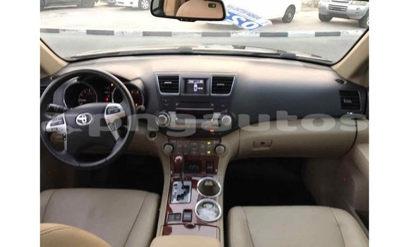 Buy Import Toyota Highlander Black Car in Import - Dubai in Enga Buy Import Toyota Highlander Black Car in Import - Dubai in Enga