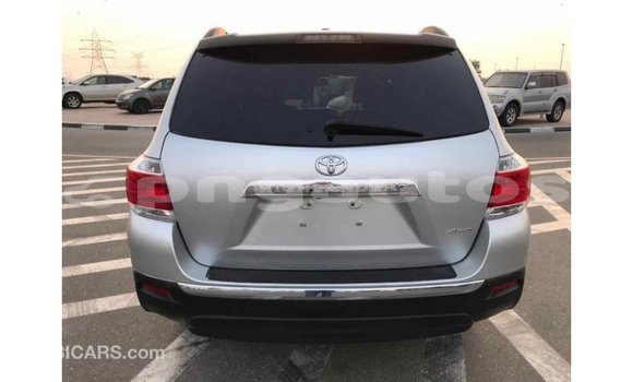 Buy Import Toyota Highlander Other Car in Import - Dubai in Enga Buy Import Toyota Highlander Other Car in Import - Dubai in Enga