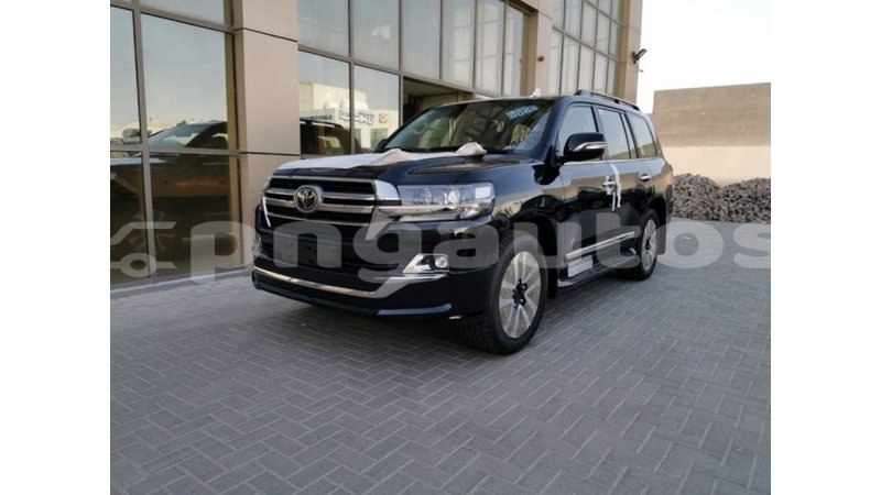 Big with watermark toyota land cruiser enga import dubai 3597
