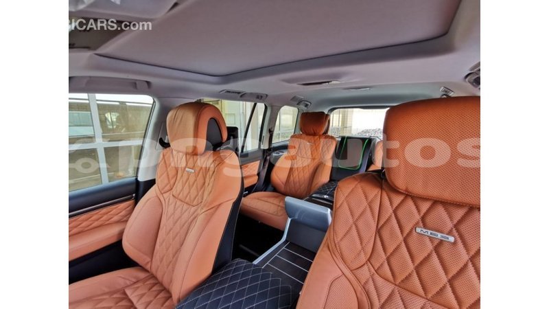 Big with watermark toyota land cruiser enga import dubai 3597