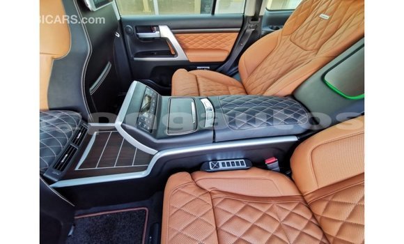 Buy Import Toyota Land Cruiser Black Car in Import - Dubai in Enga Buy Import Toyota Land Cruiser Black Car in Import - Dubai in Enga