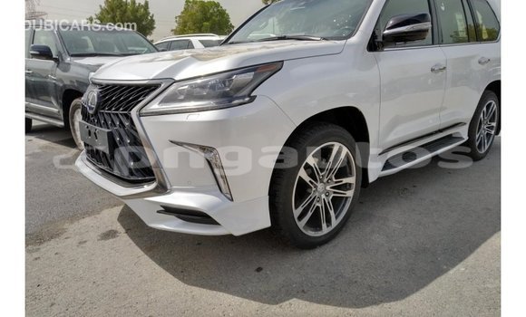 Buy Import Lexus LX White Car in Import - Dubai in Enga Buy Import Lexus LX White Car in Import - Dubai in Enga