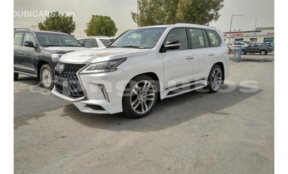 Buy Import Lexus LX White Car in Import - Dubai in Enga Buy Import Lexus LX White Car in Import - Dubai in Enga