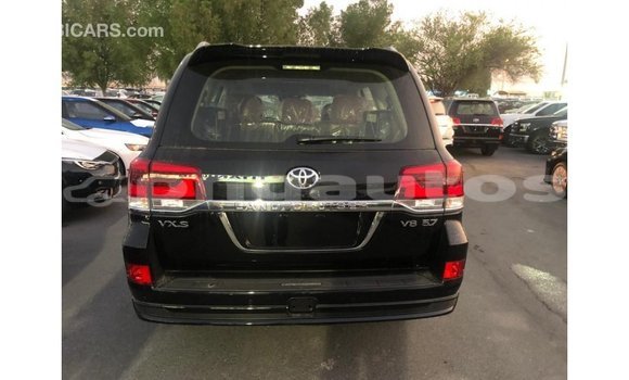 Buy Import Toyota Land Cruiser Black Car in Import - Dubai in Enga Buy Import Toyota Land Cruiser Black Car in Import - Dubai in Enga