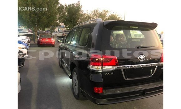 Buy Import Toyota Land Cruiser Black Car in Import - Dubai in Enga Buy Import Toyota Land Cruiser Black Car in Import - Dubai in Enga