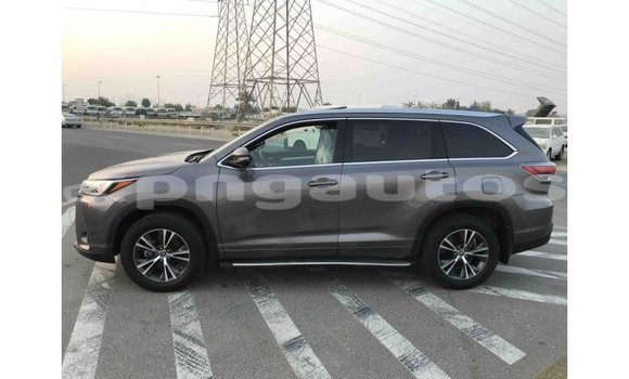 Buy Import Toyota Highlander Other Car in Import - Dubai in Enga Buy Import Toyota Highlander Other Car in Import - Dubai in Enga
